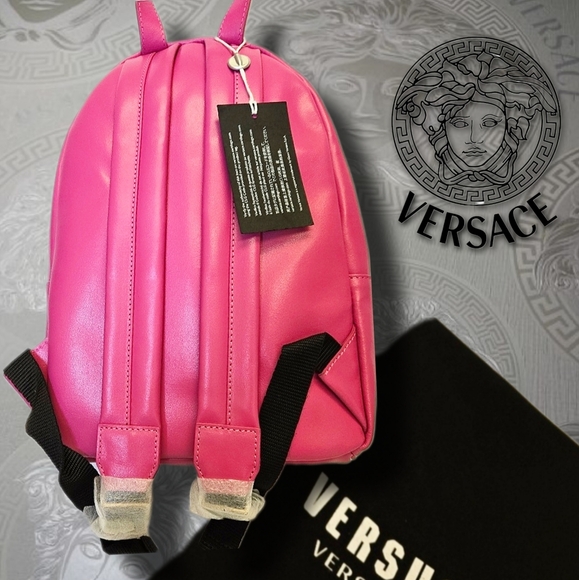 NWT COA Versace Versus Autre Marque Gold Lion Logo LRG Pink Backpack- Dust Cover - Picture 4 of 12